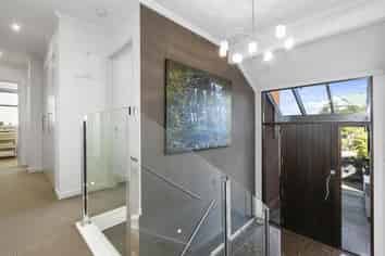 10 Fifield Street, Roslyn