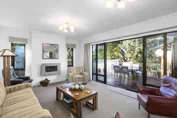 10 Fifield Street, Roslyn