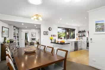 10 Fifield Street, Roslyn