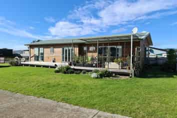 192 Ngaio Drive, Matarangi