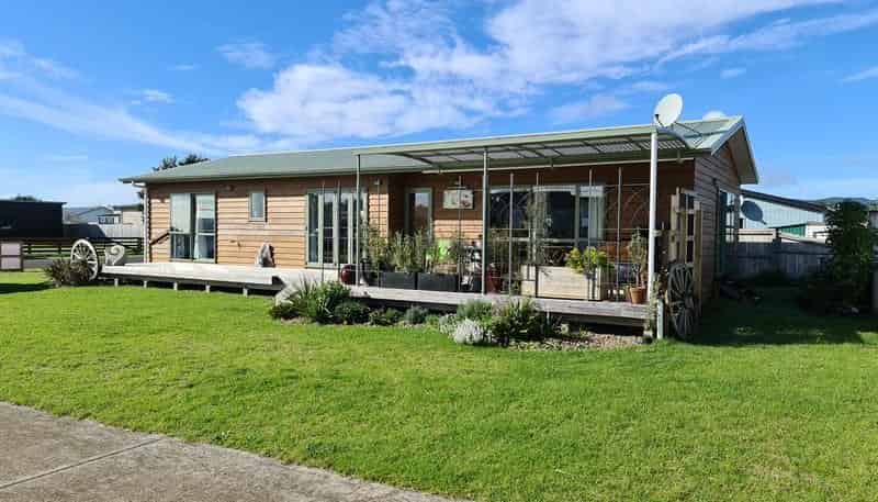 192 Ngaio Drive, Matarangi