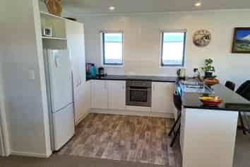 192 Ngaio Drive, Matarangi