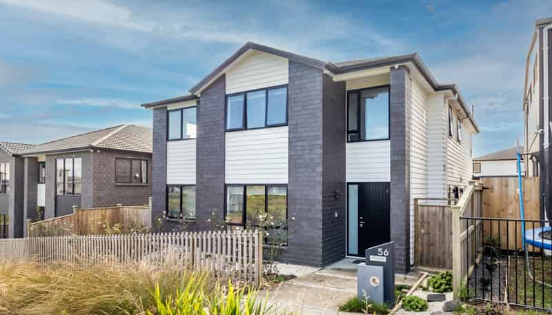 56 Lime Hill Rise, Flat Bush