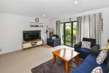 98 Stanhope Road, Mount Wellington