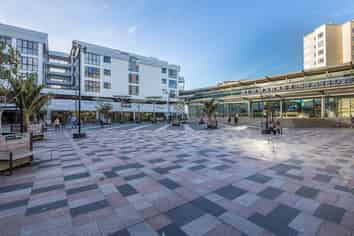 B317/176 Broadway, Newmarket