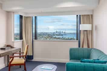 9-17 Byron Avenue, Takapuna