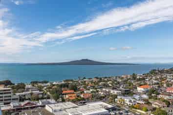 9-17 Byron Avenue, Takapuna