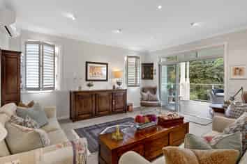 20 Eaves Bush Parade, Orewa