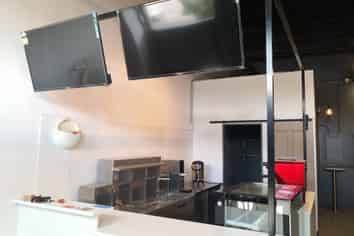 Turn key retail opportunity in central Albany