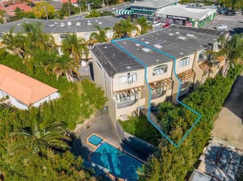 1E Hillcrest Avenue, Hillcrest