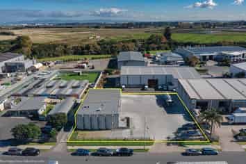 Freehold Workshop & Concrete Yard
