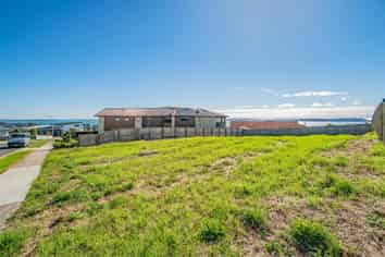 6 Herbert Pollard Drive, Maraetai