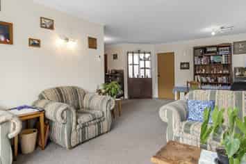 1/63 Eighth Avenue, Avenues