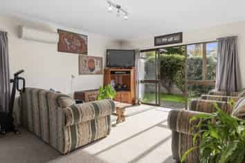 1/63 Eighth Avenue, Avenues