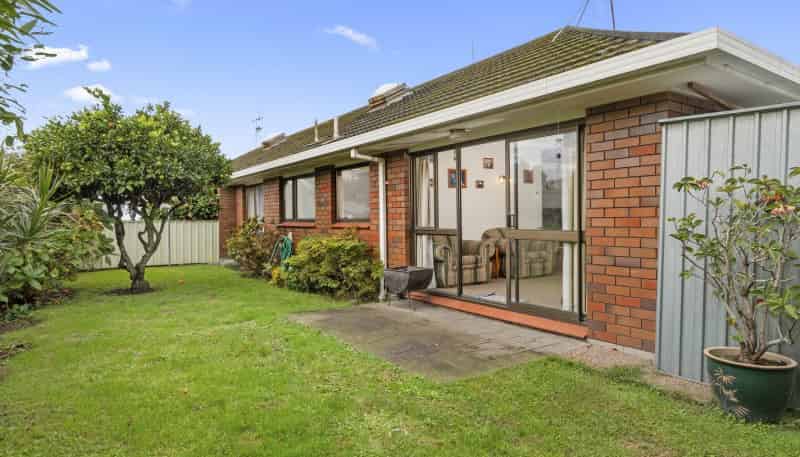 1/63 Eighth Avenue, Avenues