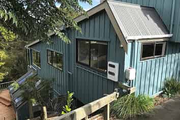 16 Ross Street, Opua