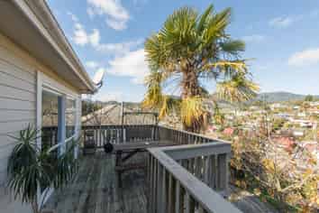 83 Toi Toi Street, Toi Toi