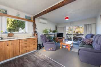 83 Toi Toi Street, Toi Toi