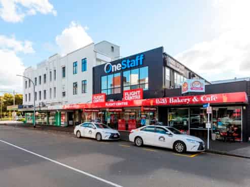 Premium tenancy mix in prime location