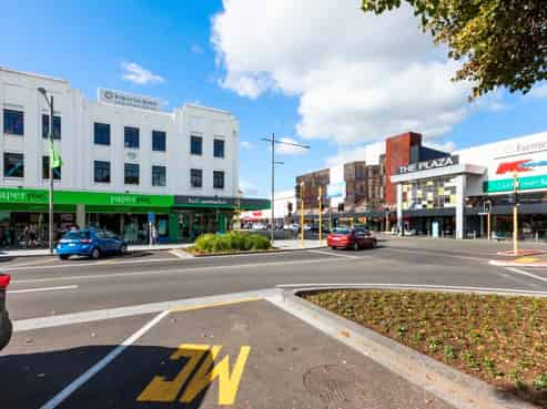 Premium tenancy mix in prime location