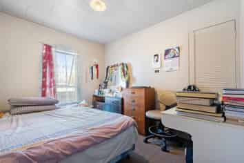 42 Israel Avenue, Clover Park