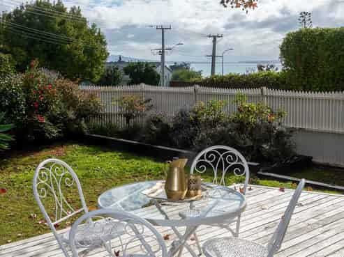 1/139 Litten Road, Cockle Bay