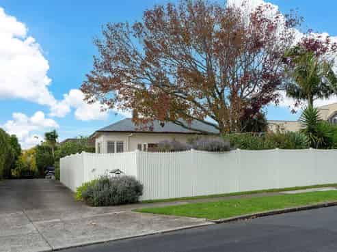 1/139 Litten Road, Cockle Bay