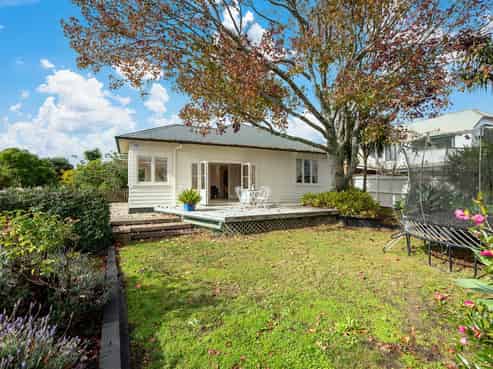 1/139 Litten Road, Cockle Bay