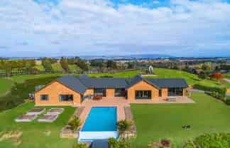 87 Ruebe Road, Buckland