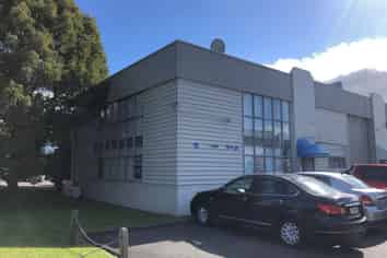 SMALL OFFICE FOR LEASE