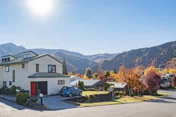 9A Bracken Street, Arrowtown