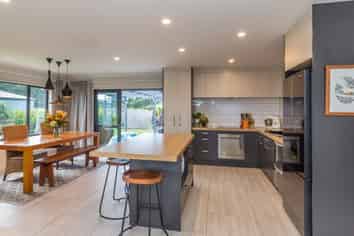 39 Barling Street, Himatangi Beach