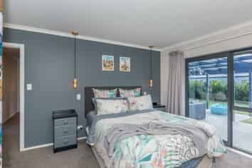 39 Barling Street, Himatangi Beach