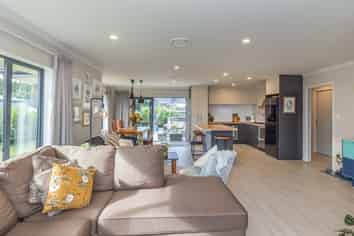 39 Barling Street, Himatangi Beach