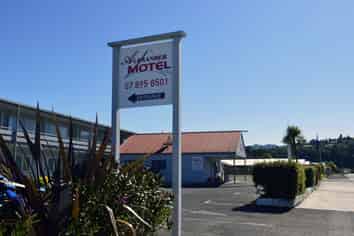 Country Treasure FHGC!