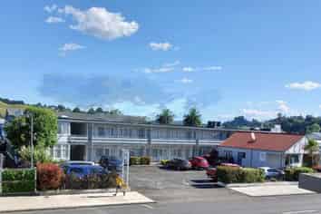 Country Treasure FHGC!