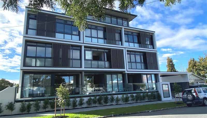 207/9 Walmer Road, Point Chevalier