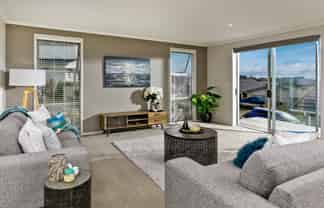 4 Kiwa Crescent, Gulf Harbour