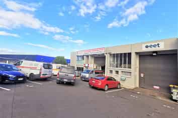 Sharp Wairau Industrial - 260m²