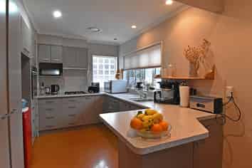 2/17 Puriri Street, Hilltop