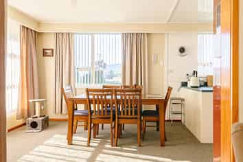 90 Queen Street, Westport