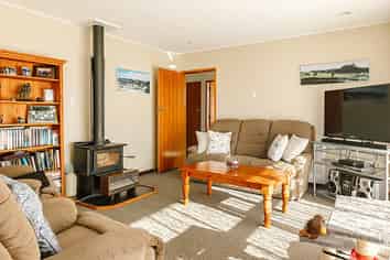 90 Queen Street, Westport