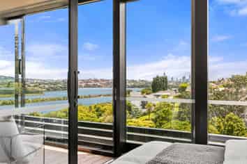 302/27 Grace Street, Orakei