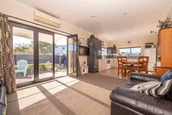 147 Queen Street, Westport