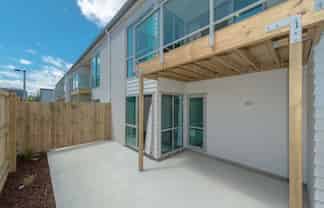 4/25 Jones Crescent, 