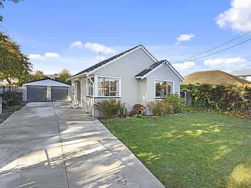 6 Charlesworth Street, Woolston