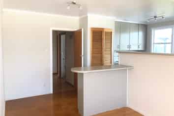 217 Sunnynook Rd , Wairau Valley