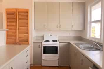 217 Sunnynook Rd , Wairau Valley