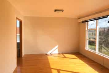 217 Sunnynook Rd , Wairau Valley