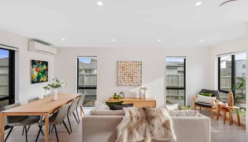 57 Waituarua Drive, Takanini